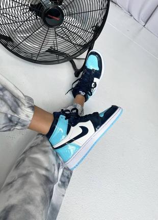 Женские кроссовки nike air jordan retro 1 high "patent blue" синие. женская обувь кожа. наложка10 фото