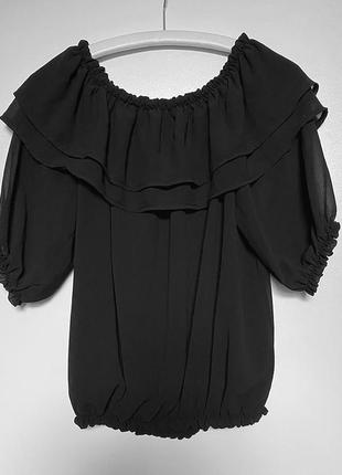 Черная короткая блузка блуза короткий рукав резинка вверху внизу воланы2 фото