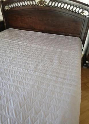 Покривало двосторонню 200*230,в наявності забарвлення