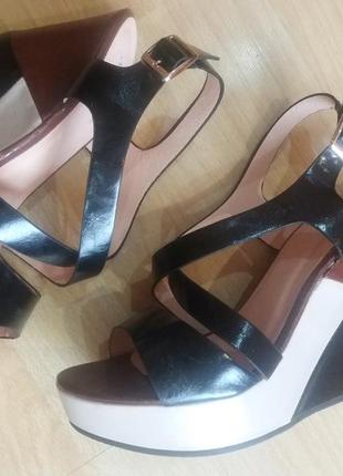 Босоніжки 39р