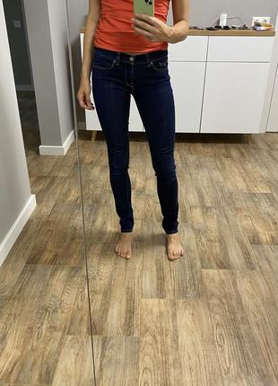 Джинсы Tommy Hilfiger 145