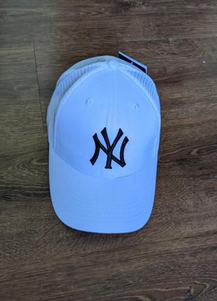 Бейсболка тракер кепка с сеткой new york yankees оригинал8 фото