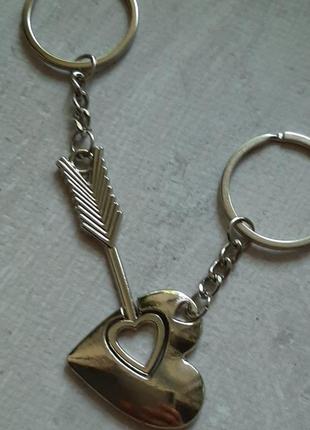 Парный брелок для влюблённых