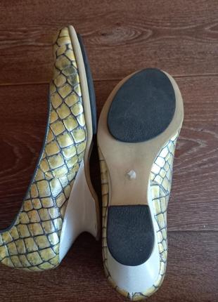 Дизайнерські туфлі ручної работыјап jansen6 фото