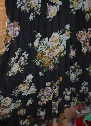 Шикарное платье asos design с красивым плиссе, в цветы,7 фото