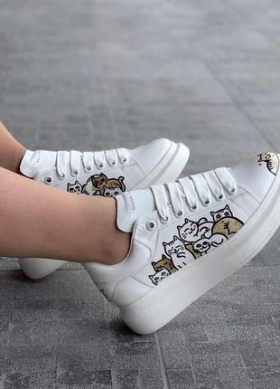 Alexander mcqueen white/cat кроссовки александр маккуин наложенный платёж купить7 фото