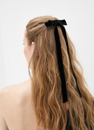 Бархатный бантик - украшение для волос1 фото