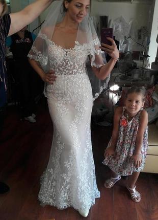 Нове дизайнерське весільне плаття на ріст 175 на фото1 фото