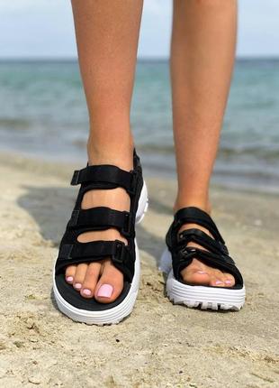 Женские босоножки fila disruptor sandal black4 фото