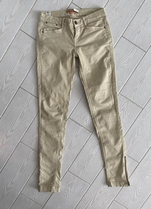 Штани бежеві
