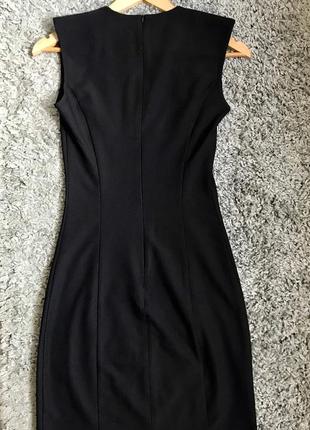 Базовое маленькое чёрное коктейльное платье mango3 фото