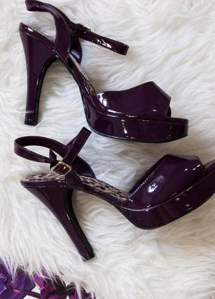 Босоніжки темний фіолет з відкритим носочком catwalk collection