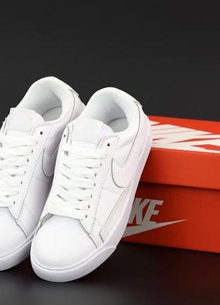 Жіночі кросівки nike blazer all white