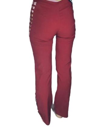 Трендовые брюки красные штаны с разрезами винтаж по бокам распорки разрезы дырки высокая посадка винтажные4 фото