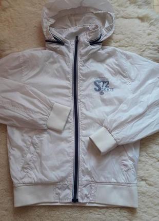 Куртка витрівка на 8-9 років, ріст 134