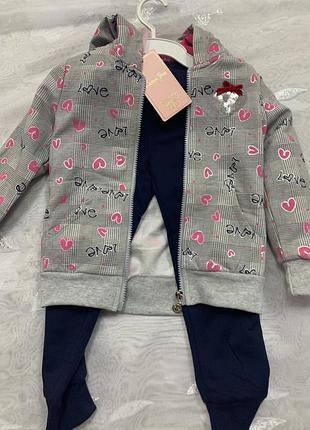 Костюмчик на девочку