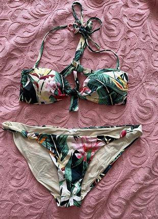 Купальники s- m