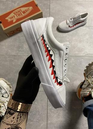 Чоловічі текстильні білі з чорно-червоним кеди ванс 🆕vans old skool white art teeth