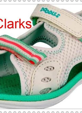 Р. 28 clarks doodles дитячі сандалії оригінал