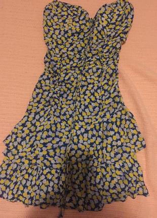 Платье  открытые плечи