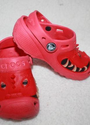 Кроксы фирмы crocs размер 8-9 по стельке 16 см. можно и на чуть меньшую ножку1 фото