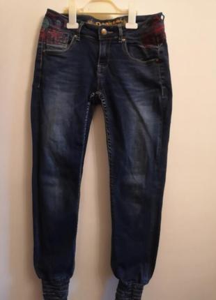 Джинси джогери