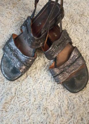 Удобные босоножки, бронза, на широкую ногу, низкий каблук