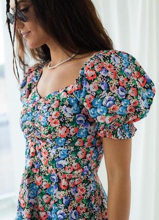Платье мини с пышной юбкой в цветок цветочек цветочный принт3 фото