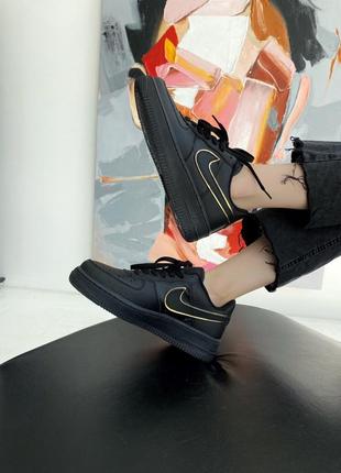 Nike air force essential black gold, женские чёрные кроссовки найк, демисезонные кроссовки7 фото