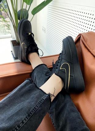 Nike air force essential black gold, женские чёрные кроссовки найк, демисезонные кроссовки2 фото