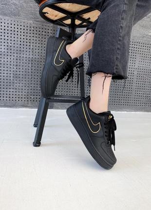 Nike air force essential black gold, женские чёрные кроссовки найк, демисезонные кроссовки3 фото