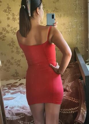 Красное короткое облягающее платье4 фото