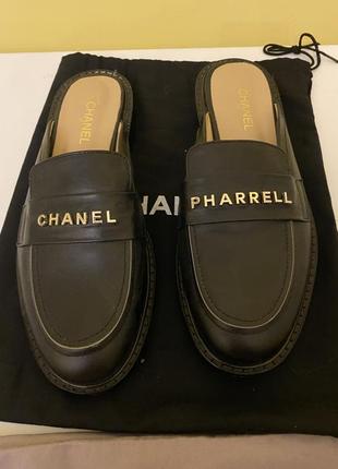 Мюли от chanel, р.41, раз одеты в машину.