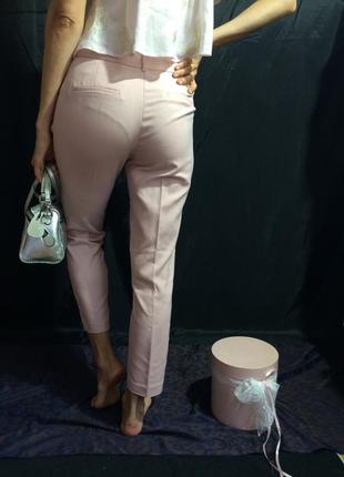 Женские брюки   розовые зауженные со стрелками4 фото