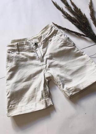 Джинсові шорти, джинсові шорти