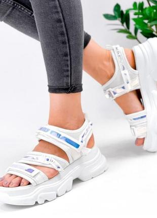 Стильные белые босоножки сандалии на платформе толстой подошве массивные модные спортивные из текстиля1 фото