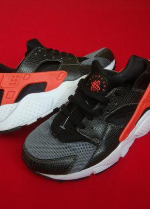 Кросівки nike air huarache оригінал 36 розмір1 фото