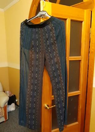 В Тренд году палаццо - брендовые брюки широкие