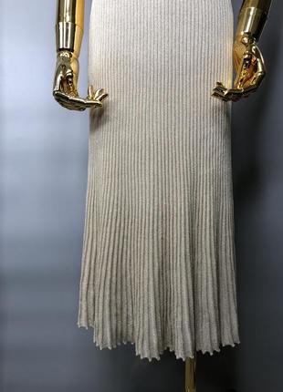 Escada шикарное вечернее платье миди металлик белое золото плиссе вязанное платье люкс коктейльное8 фото