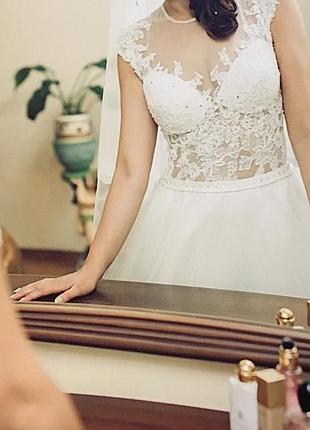 Сукня весільна