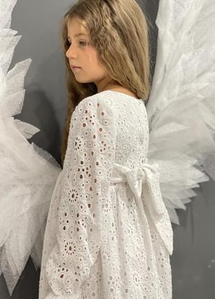 Сукня з прошви на осінь довгий рукав ідеальна біла сукня