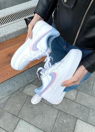 Женские стильные летние кроссовки nike air force 1 low lv8 double swoosh light armory blue8 фото