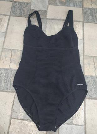 Купальник у рубчик