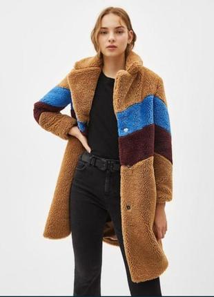 Шуба bershka тедди