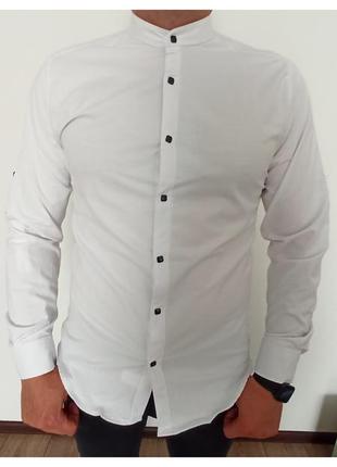 Мужская рубашка на стойку белая однотонная чоловіча сорочка приталена біла довгий рукав1 фото