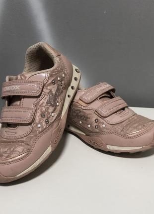 Кроссовки с фонариками