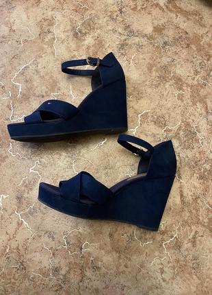 Босоніжки 39р tommy hilfiger