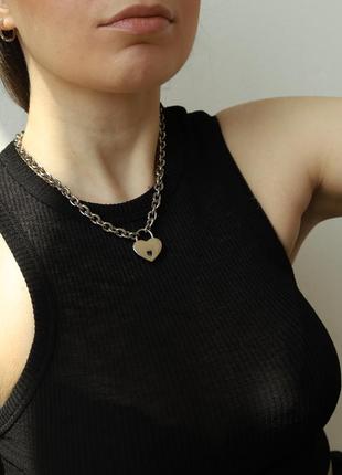 Намисто з кулоном сердечком в сріблястому кольорі