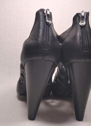 Жіночі туфлі високий каблук прихована платформа carnaby gj 5140019 blk_094456 фото