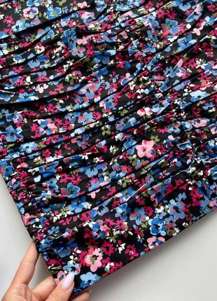 👗изумительная разноцветная короткая юбка в мелкий цветок/сине-розовая высокая мини-юбка с цветами👗7 фото
